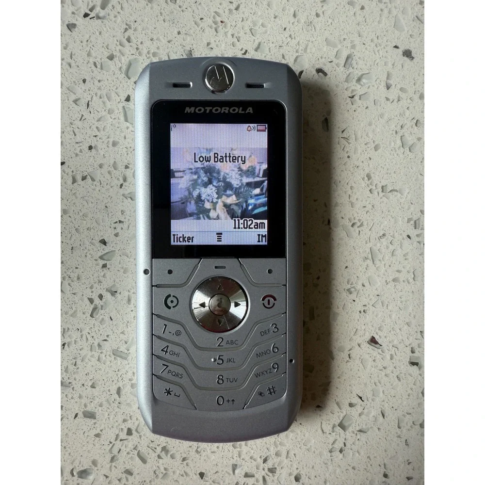 Motorola L6 Tested Silver Retro Mobile Phone 1.75